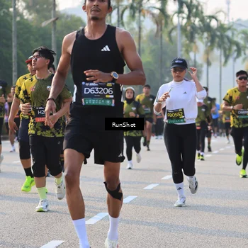 Runner Photo 6998146
