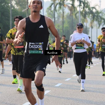 Runner Photo 6998151