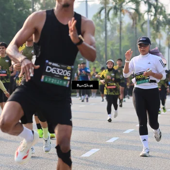 Runner Photo 6998153