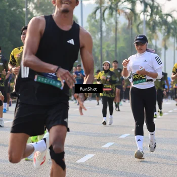 Runner Photo 6998154