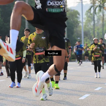 Runner Photo 6998159