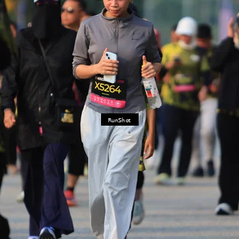 Runner Photo 6998165