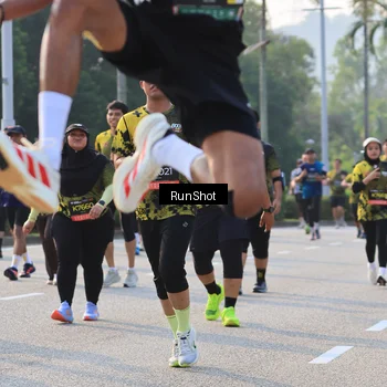 Runner Photo 6998166