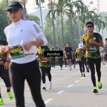 Runner Photo 6998169
