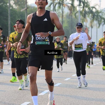 Runner Photo 6998170