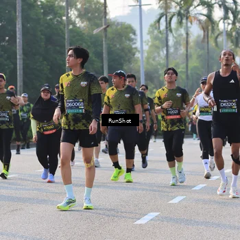 Runner Photo 6998174