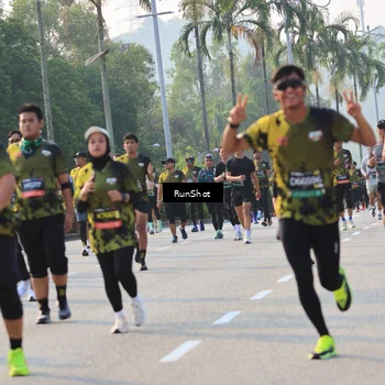 Runner Photo 6998177