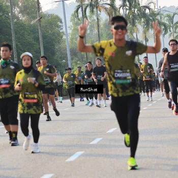 Runner Photo 6998182