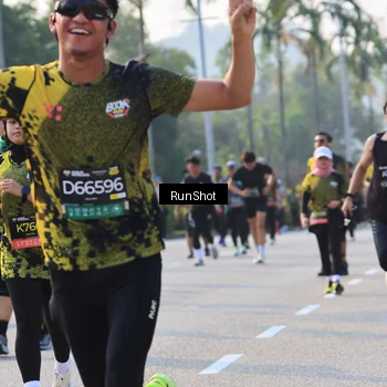 Runner Photo 6998190
