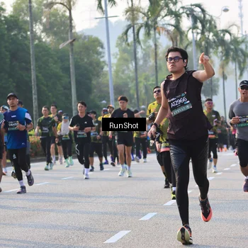 Runner Photo 6998201