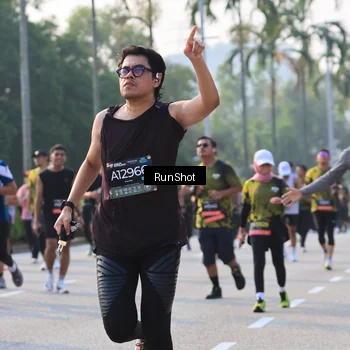 Runner Photo 6998205