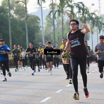 Runner Photo 6998209
