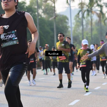 Runner Photo 6998214