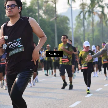 Runner Photo 6998216
