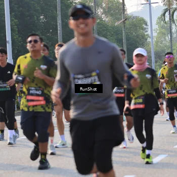 Runner Photo 6998219