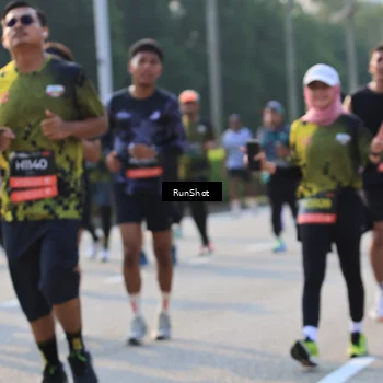 Runner Photo 6998225