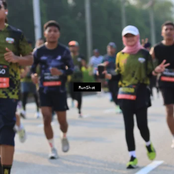 Runner Photo 6998230