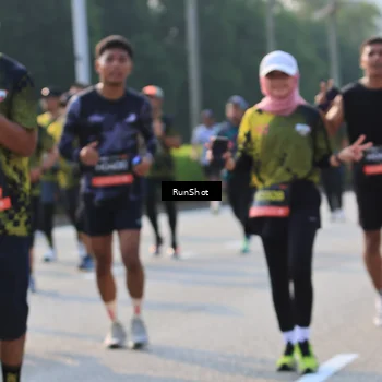Runner Photo 6998232