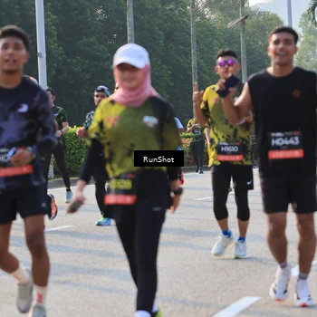 Runner Photo 6998239
