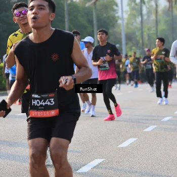 Runner Photo 6998256