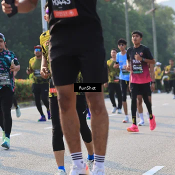 Runner Photo 6998260