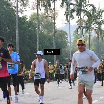Runner Photo 6998278