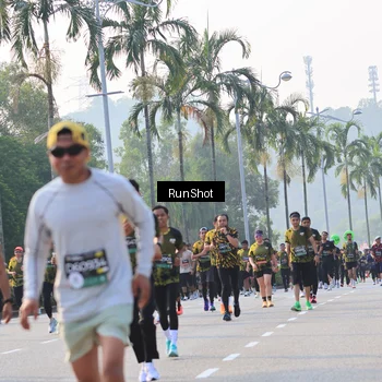 Runner Photo 6998283