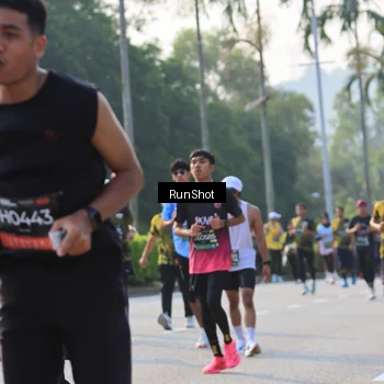 Runner Photo 6998285