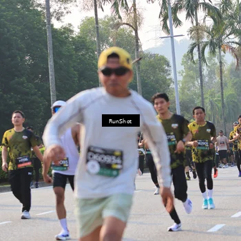 Runner Photo 6998297
