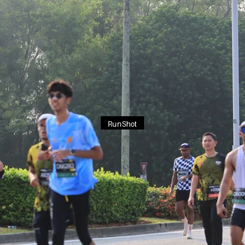Runner Photo 6998315