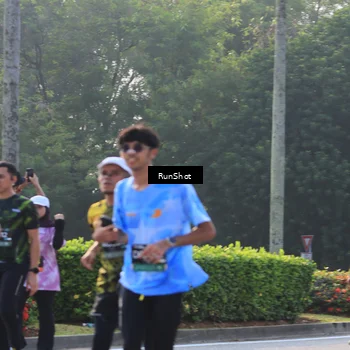 Runner Photo 6998317