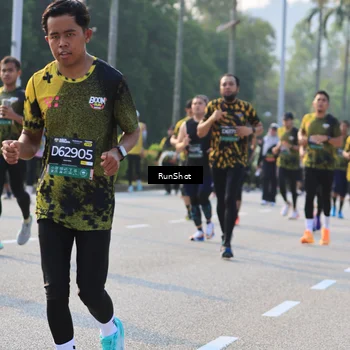 Runner Photo 6998327