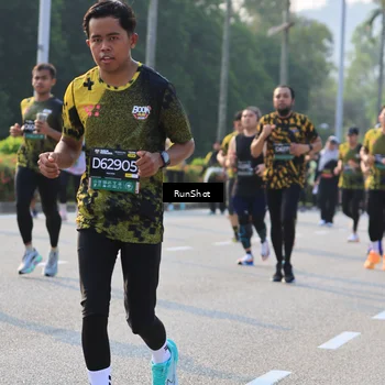 Runner Photo 6998329