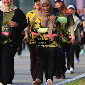 Runner Photo 6998337