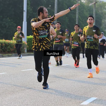 Runner Photo 6998341