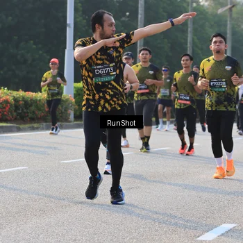 Runner Photo 6998342