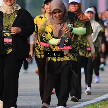 Runner Photo 6998344