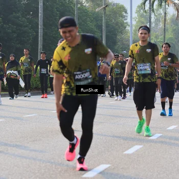 Runner Photo 6998398