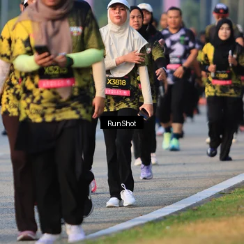 Runner Photo 6998406