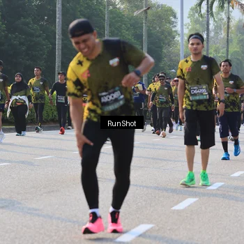 Runner Photo 6998407