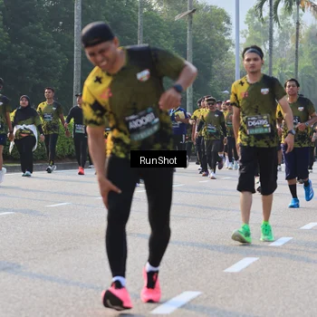 Runner Photo 6998408