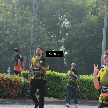 Runner Photo 6998422
