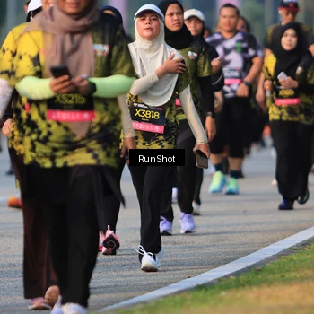 Runner Photo 6998426