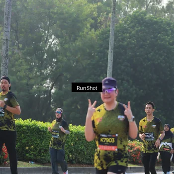 Runner Photo 6998427