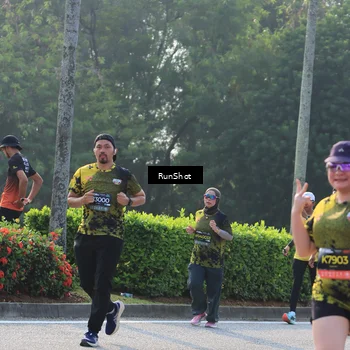 Runner Photo 6998428
