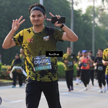 Runner Photo 6998441