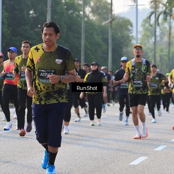 Runner Photo 6998452