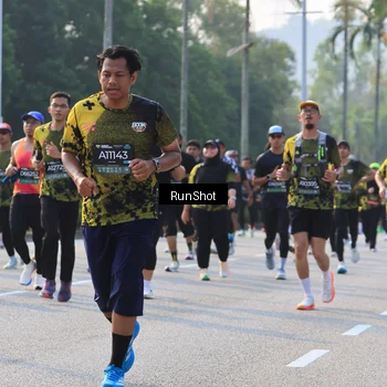 Runner Photo 6998454