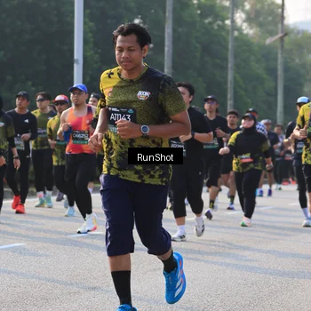 Runner Photo 6998457