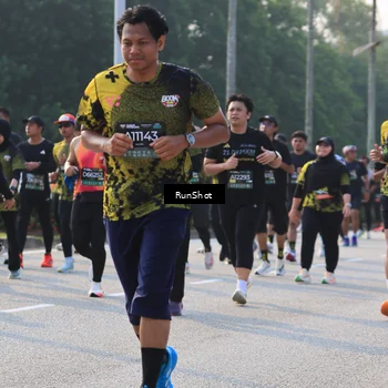 Runner Photo 6998460
